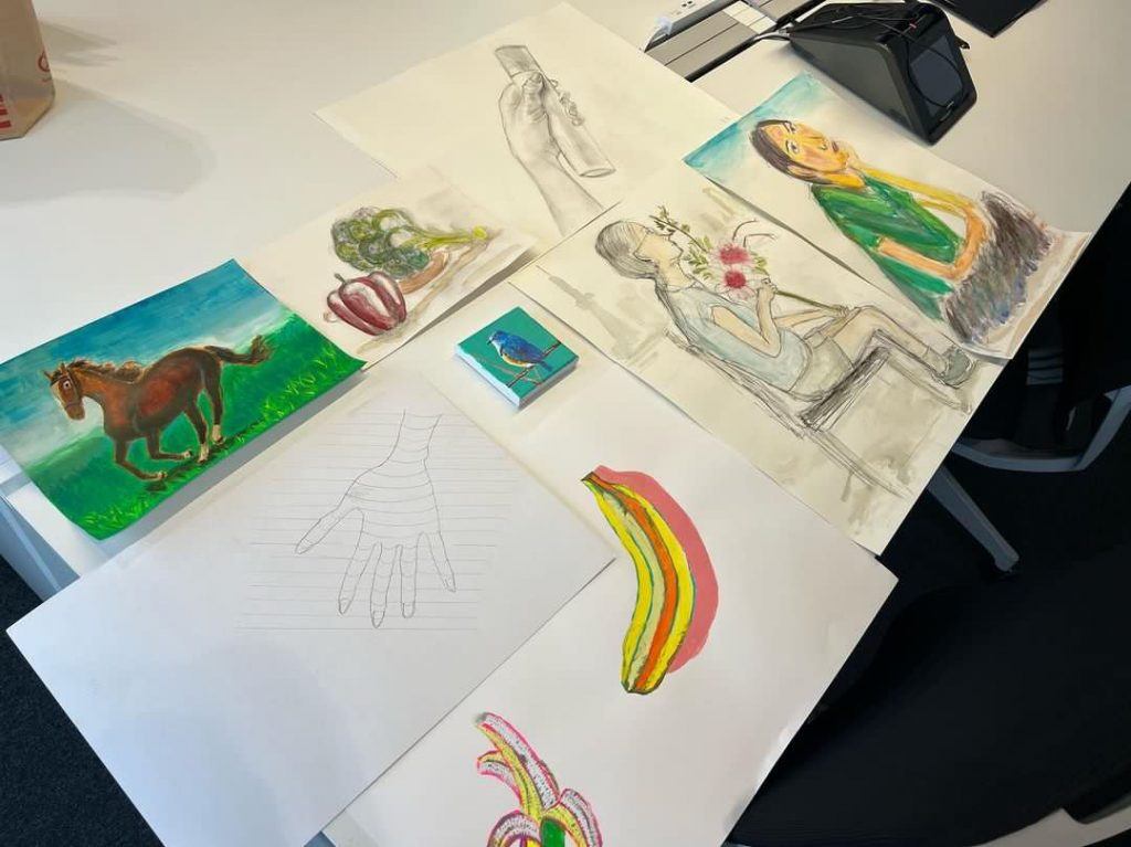 絵画クラスの生徒様が制作された作品